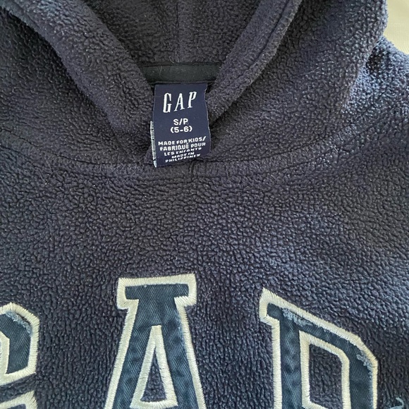GAP kids hoodie sweatshirt, size small - Picture 2 of 3